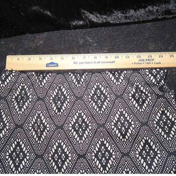 Renee C Skirt USA elastic waist pull on pencil straight eyelet lace SZ S Lined - Picture 8 of 9